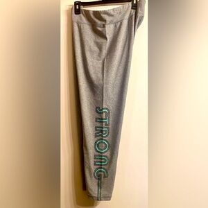 Danskin Now Women's Leggings size XXL grey, Cotton, nylon, spandex leggings.